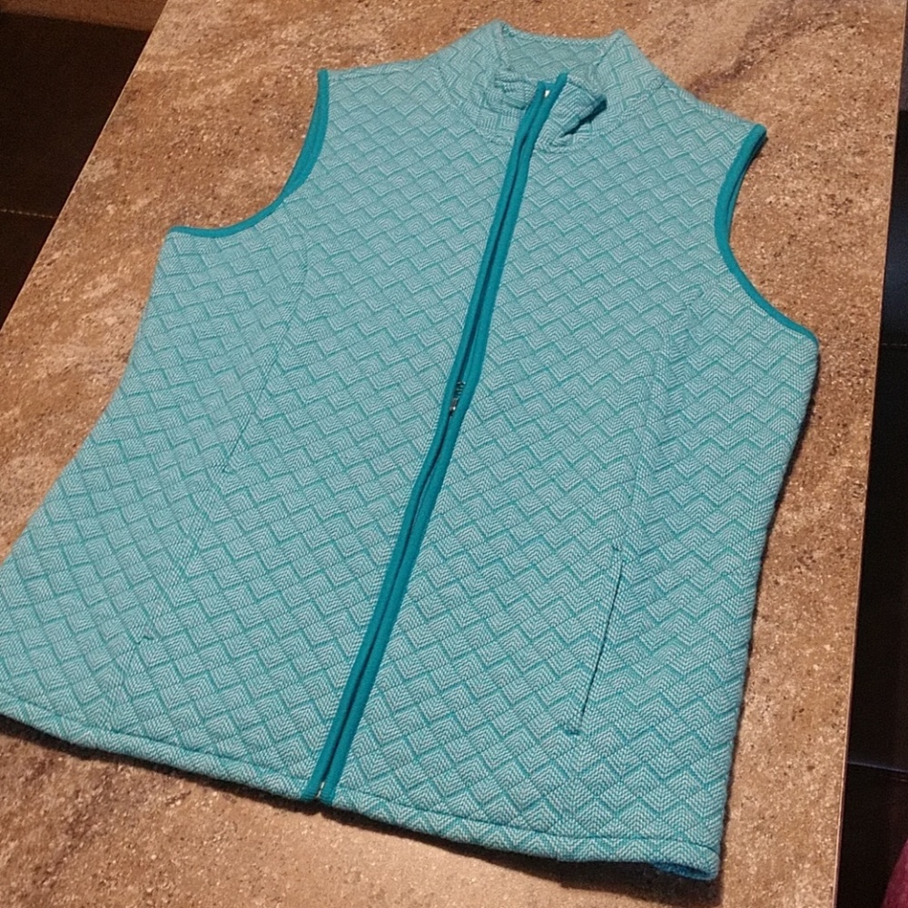 ✨Kim Rogers vest ✨ FIRM